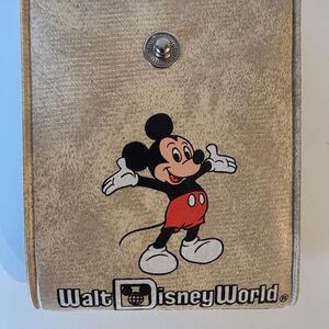 Walt Disney World Tan Wallet